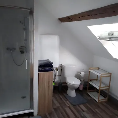 Presbytere De Leu * Saint-Leu-dʼEsserent