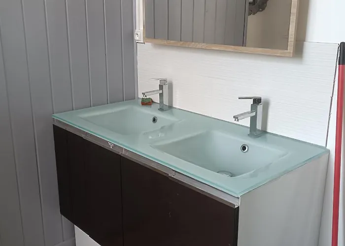 Guest house Presbytere De Leu Saint-Leu-d'Esserent